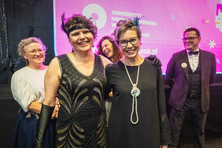 Absolwenckie potupaje na UMK [fot. Szymon Zdziebło]